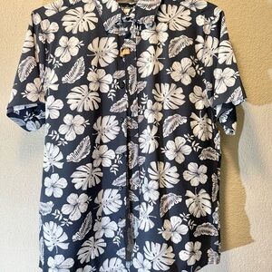 Men’s Denim & Flower Nordstrom Casual Navy Blue and White Button Down Shirt. New